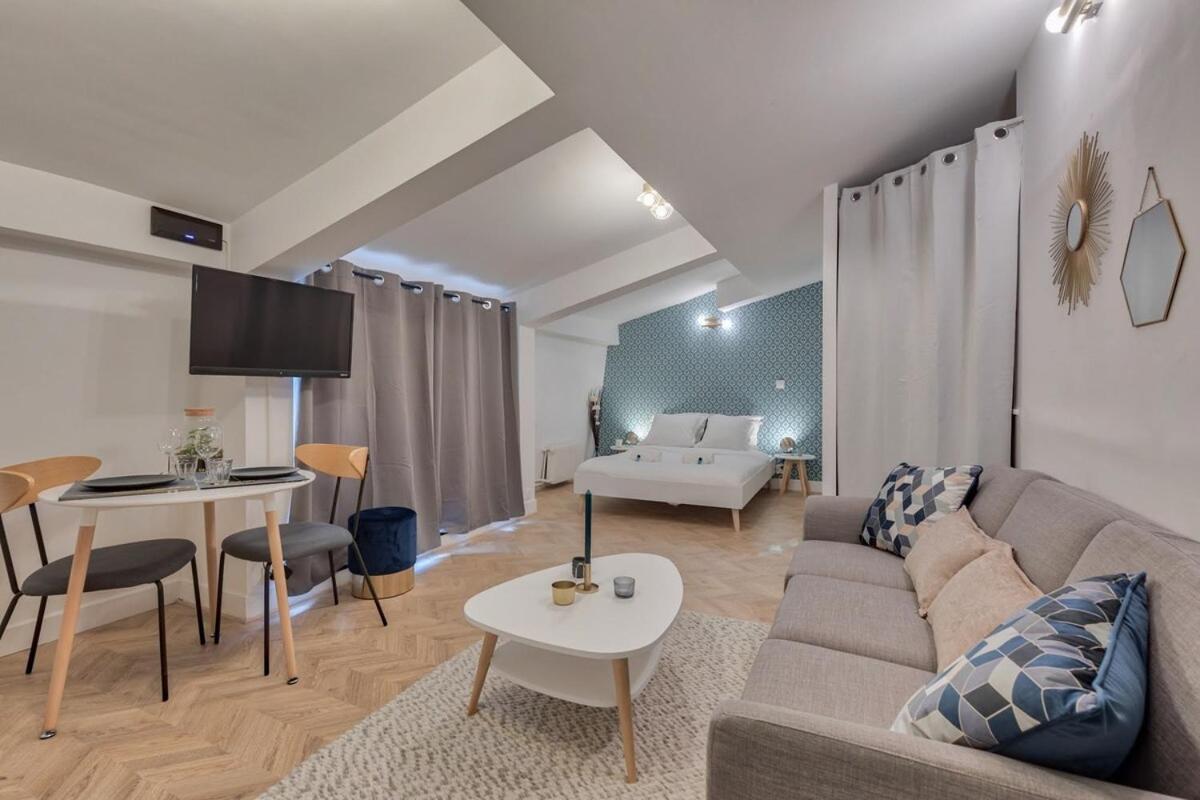 Appartement Renove Proche Arc Triomphe - 2P Paris Eksteriør bilde